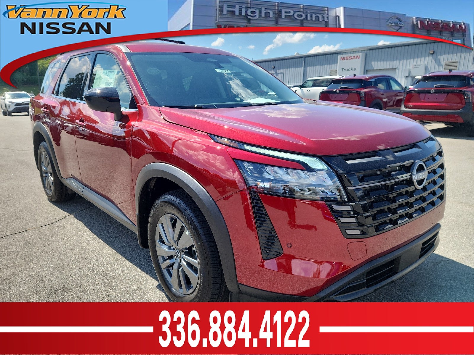 2026 Nissan Pathfinder SV