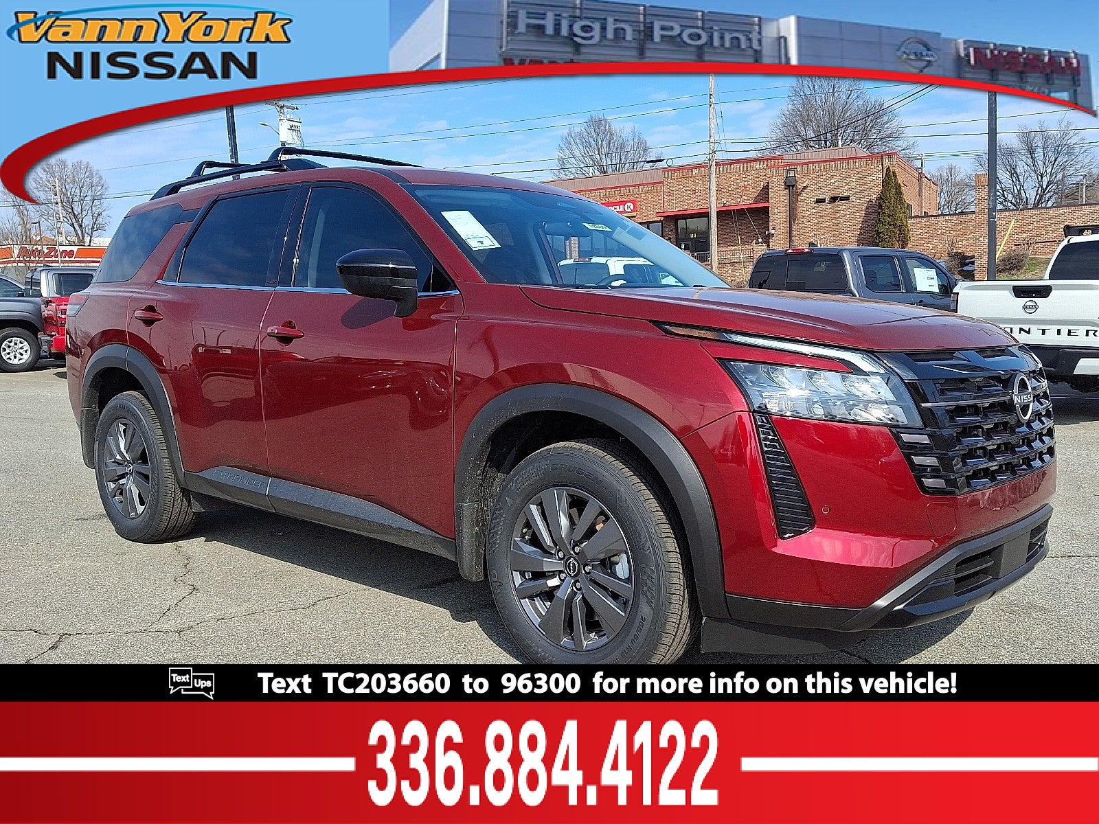 2026 Nissan Pathfinder SV