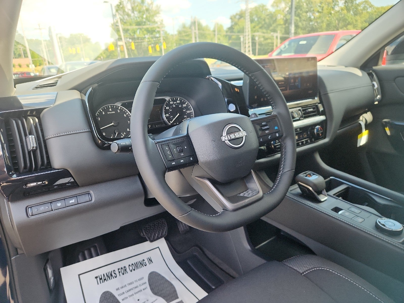 2026 Nissan Pathfinder SV