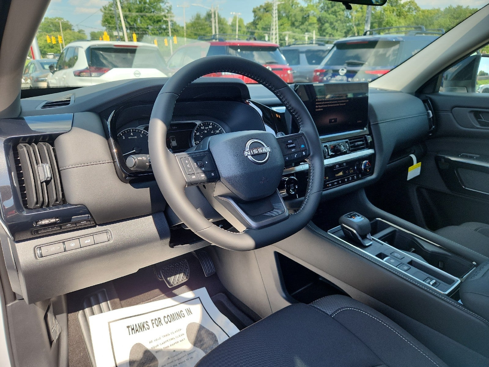 2026 Nissan Pathfinder SV