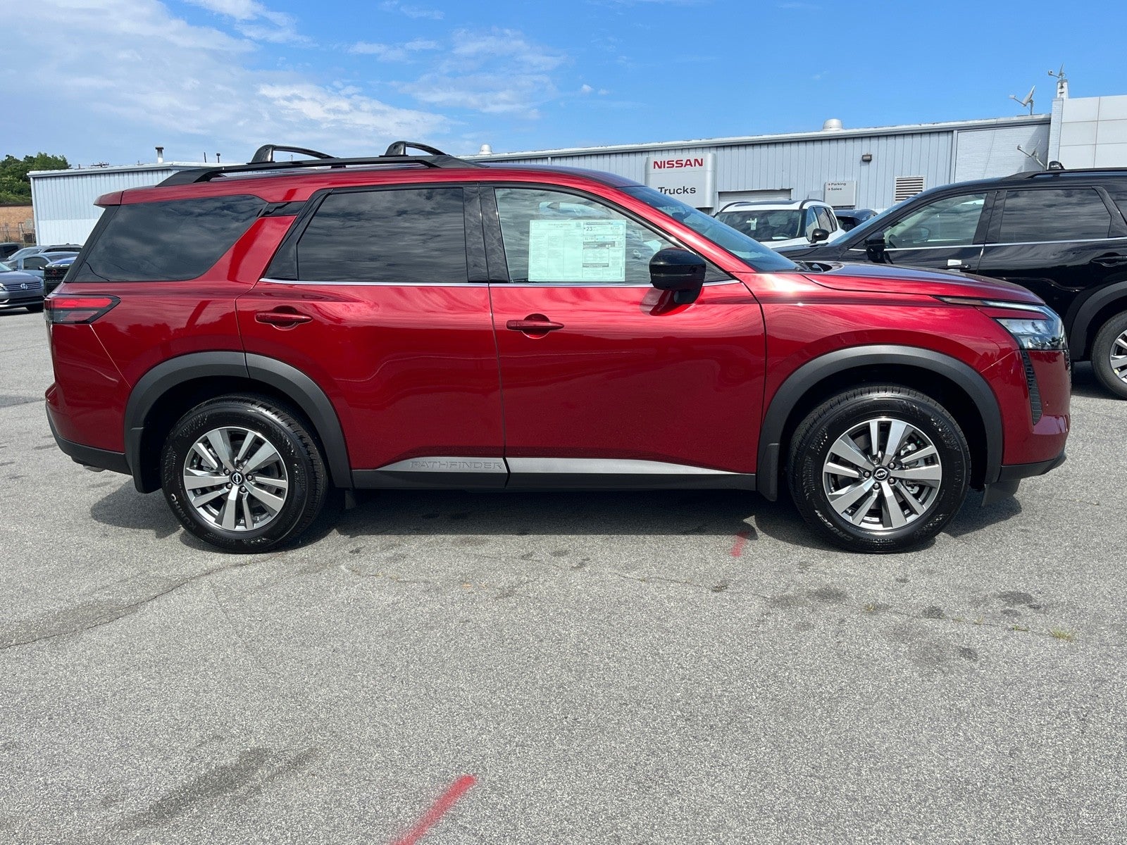 2026 Nissan Pathfinder SL