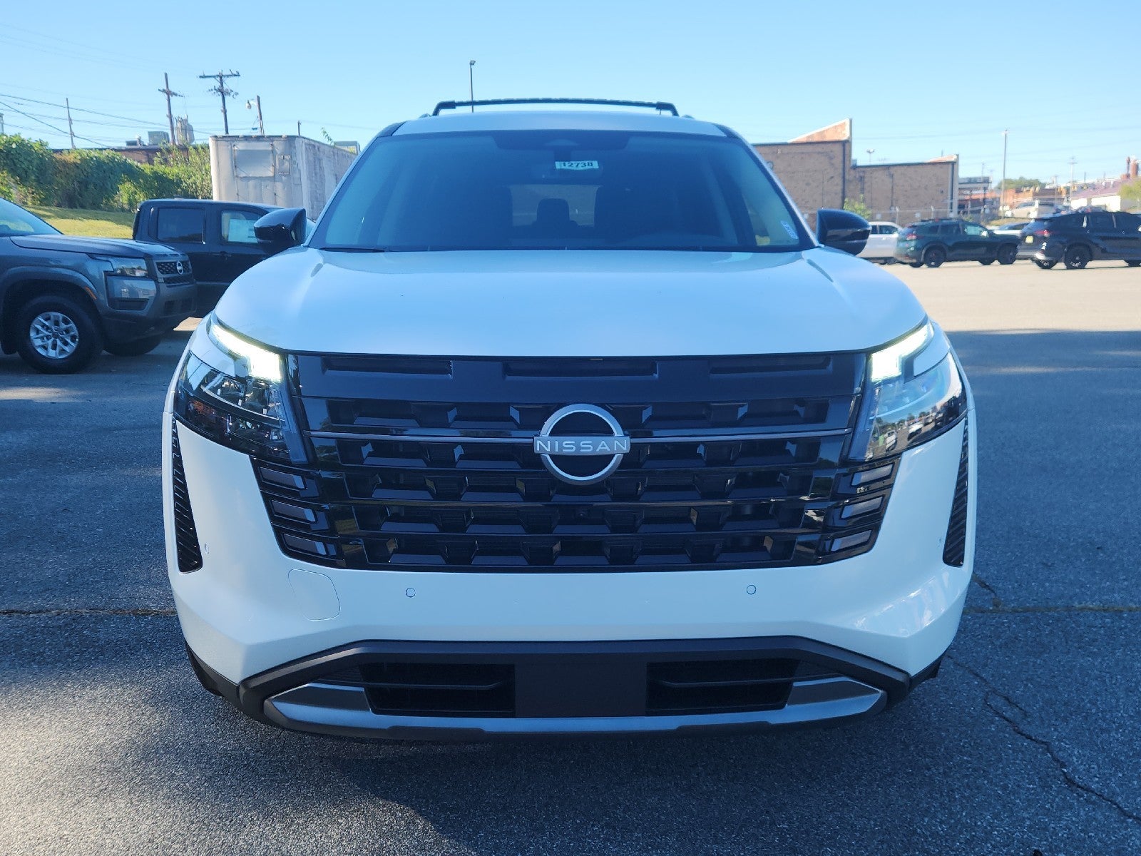 2026 Nissan Pathfinder SL