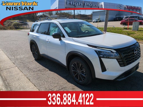 2026 Nissan Pathfinder SL