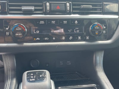 2023 Nissan Pathfinder Platinum