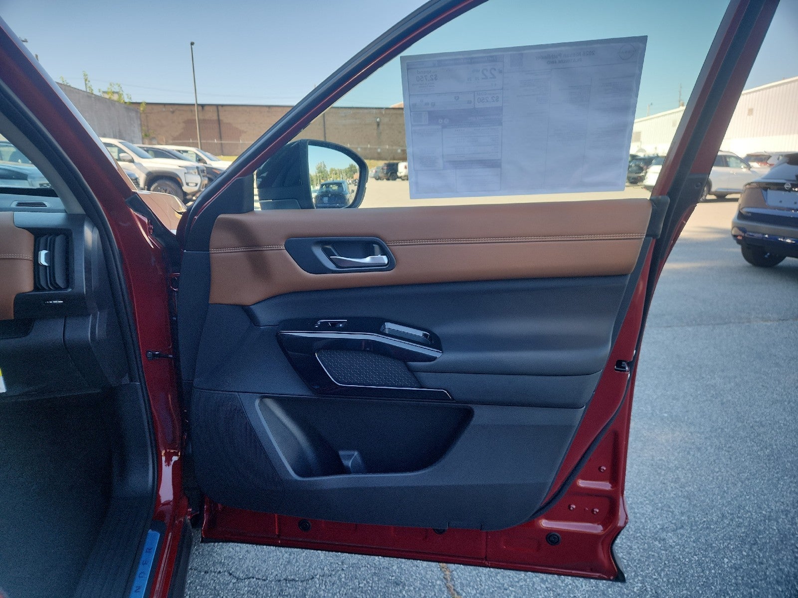 2026 Nissan Pathfinder Platinum