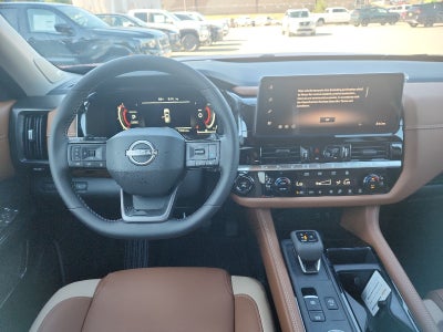2026 Nissan Pathfinder Platinum