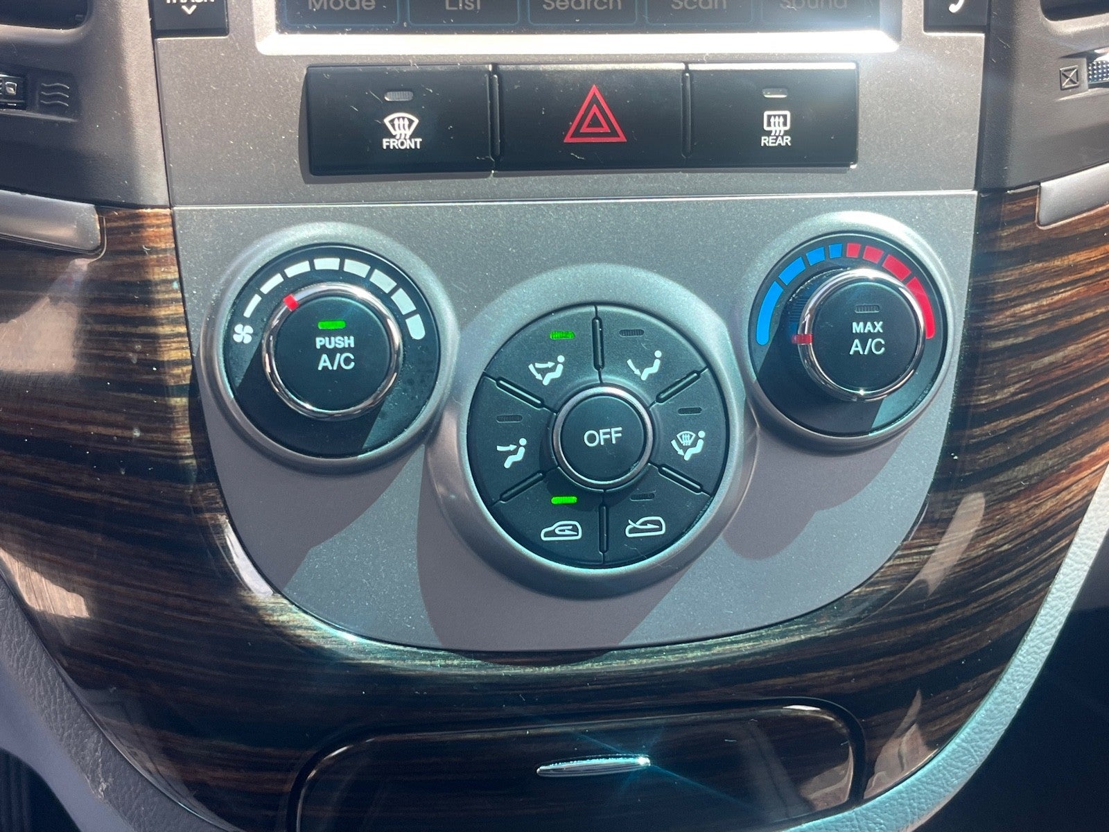 2010 Hyundai Santa Fe SE