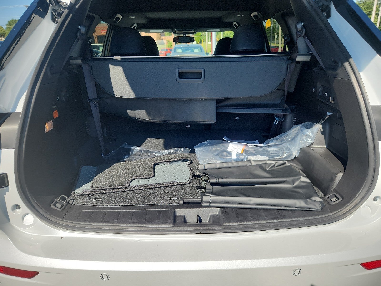 2026 Nissan Rogue Plug-In Hybrid Platinum