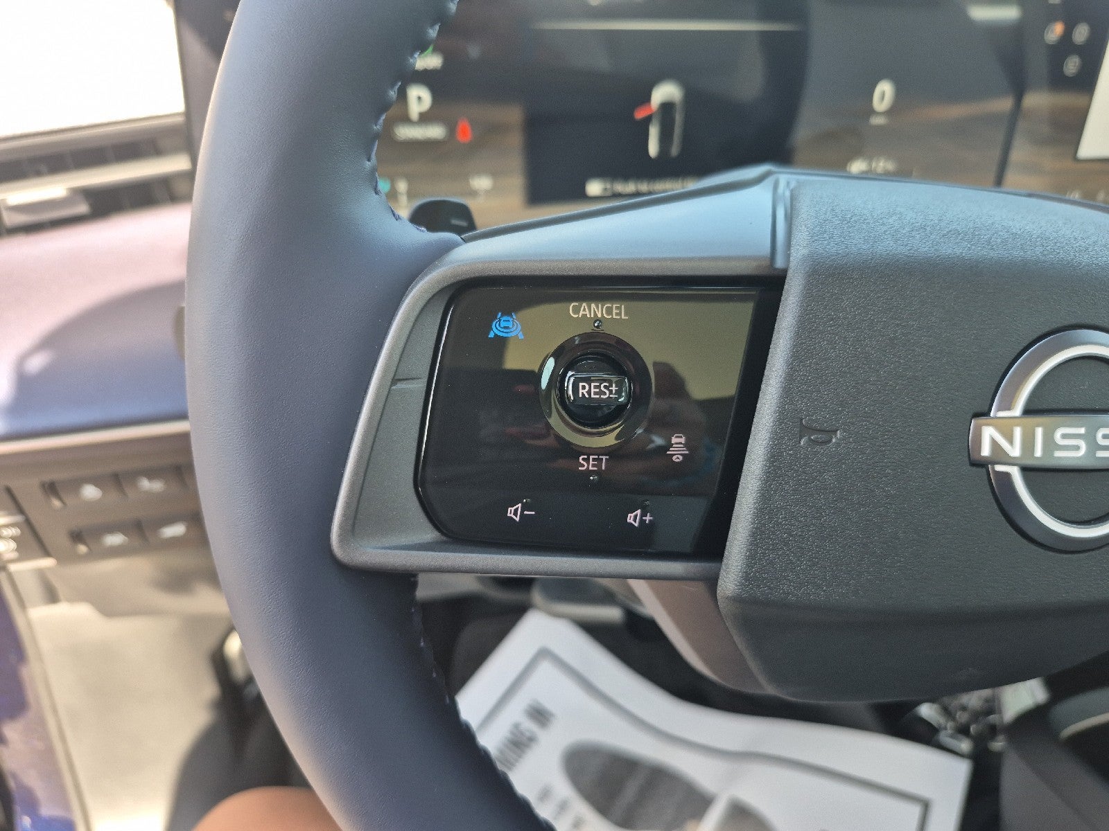 2026 Nissan LEAF Platinum+
