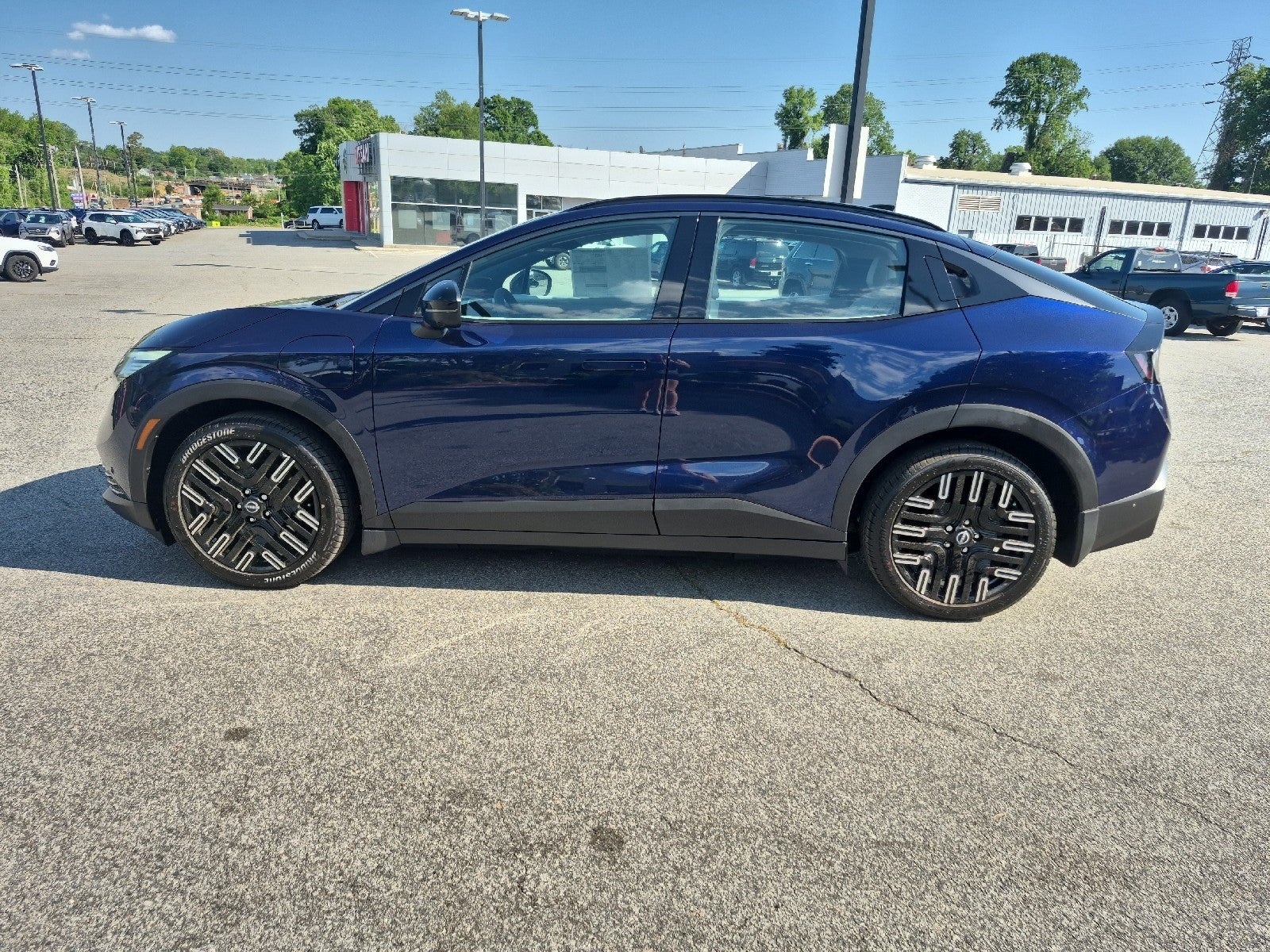 2026 Nissan LEAF Platinum+