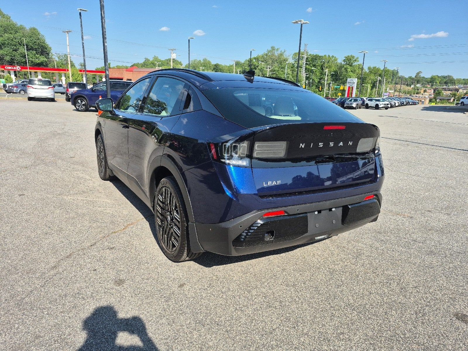 2026 Nissan LEAF Platinum+
