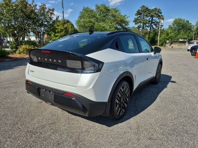2026 Nissan LEAF Platinum+