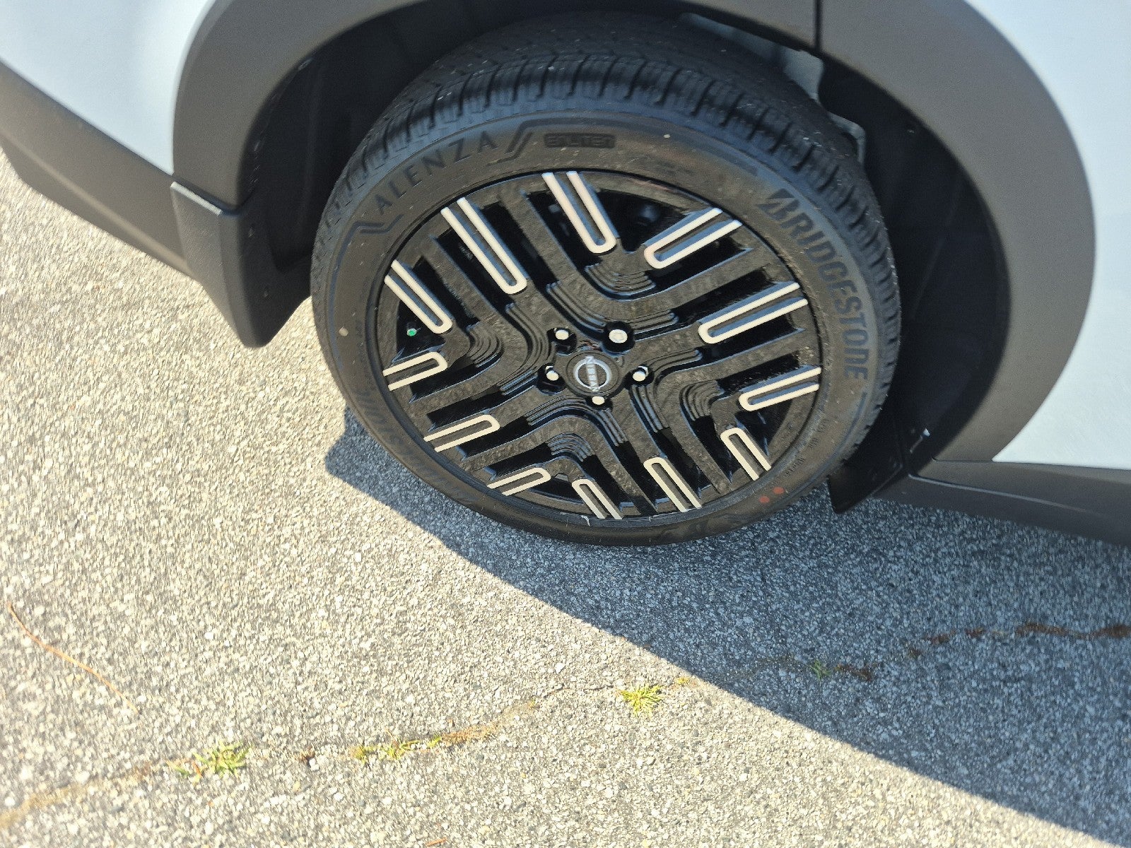 2026 Nissan LEAF Platinum+