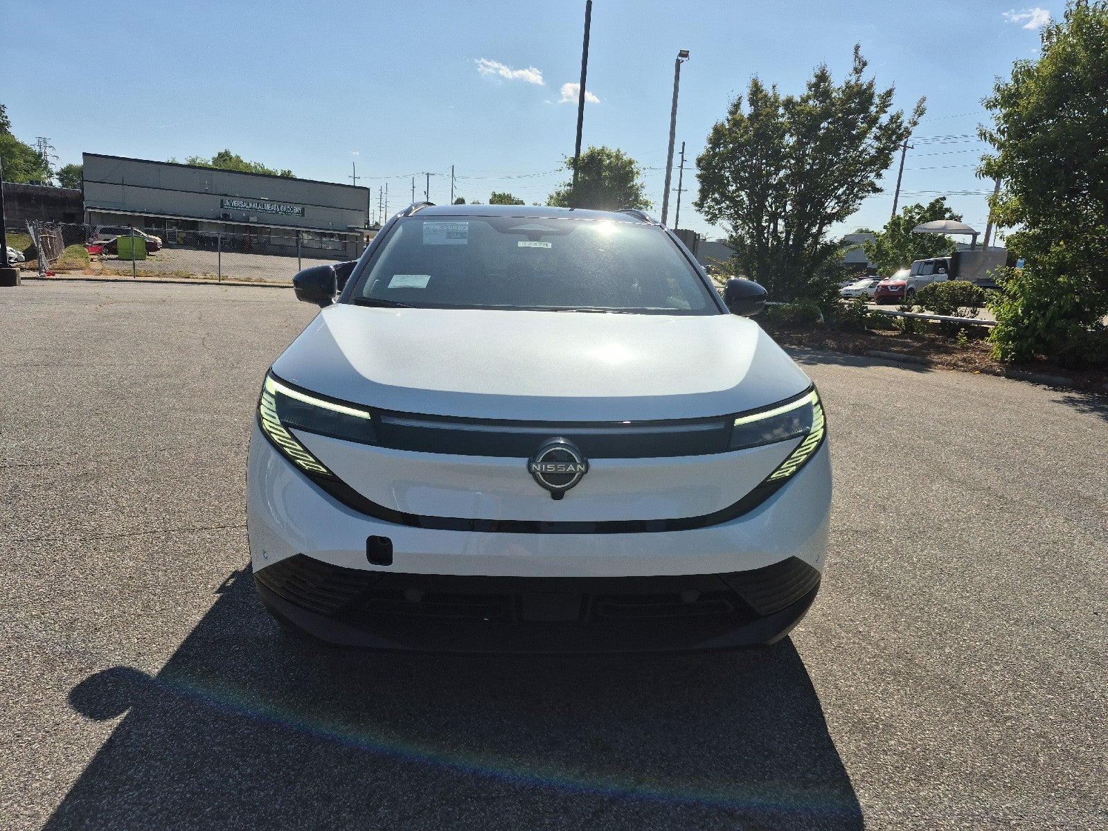 2026 Nissan LEAF Platinum+