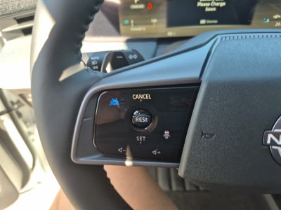 2026 Nissan LEAF Platinum+