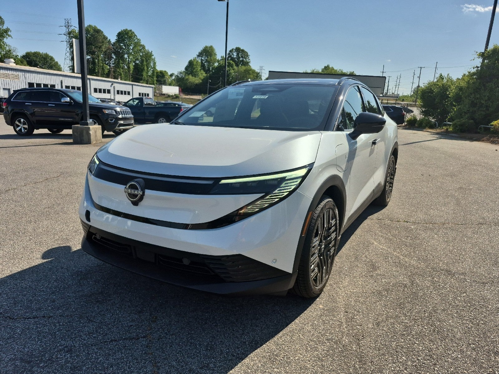 2026 Nissan LEAF Platinum+