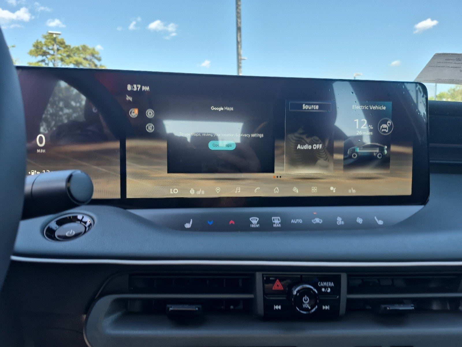 2026 Nissan LEAF Platinum+