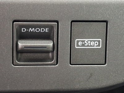 2026 Nissan LEAF Platinum+