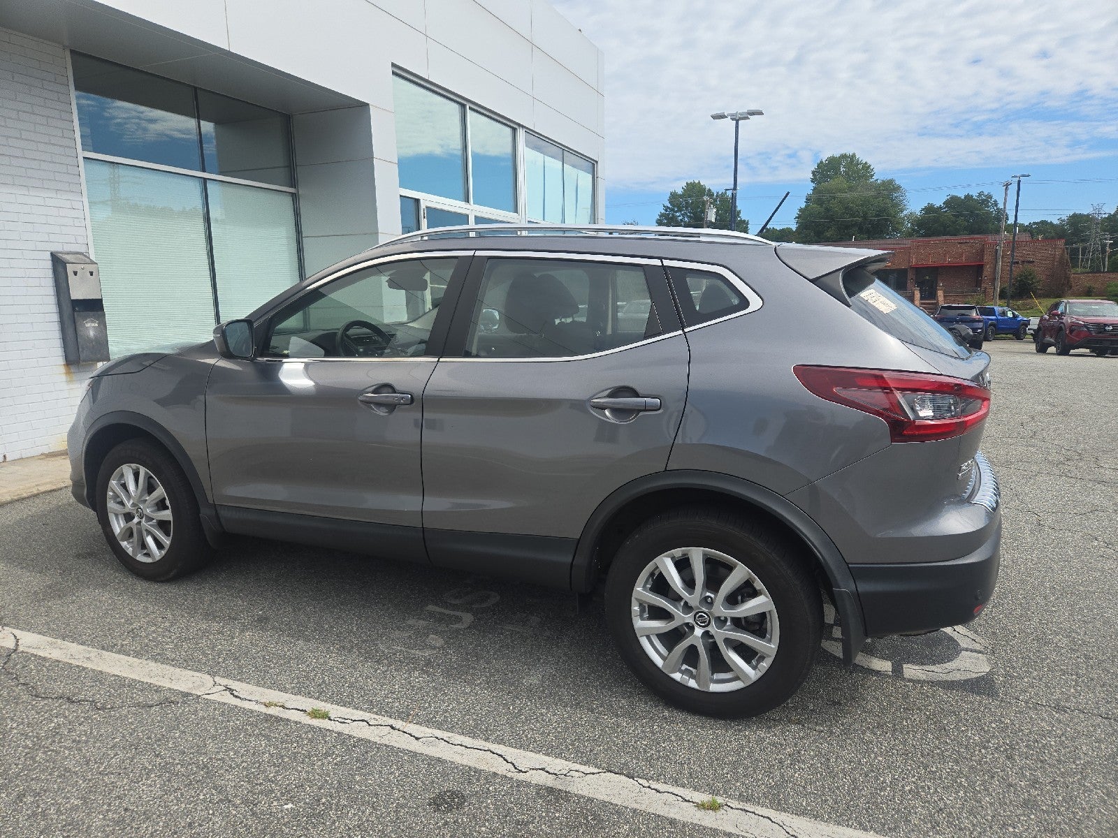 2021 Nissan Rogue Sport SV