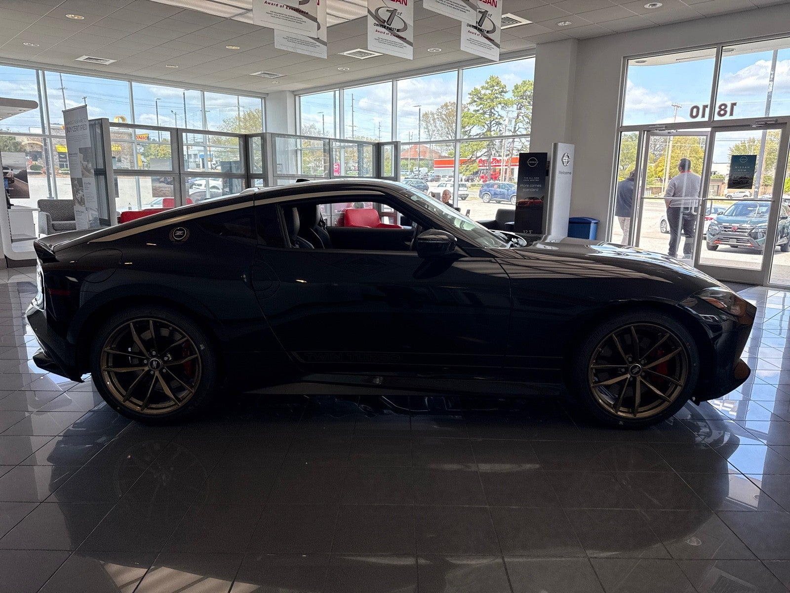 2026 Nissan Z Heritage Edition (Z32 Midnight Purple)