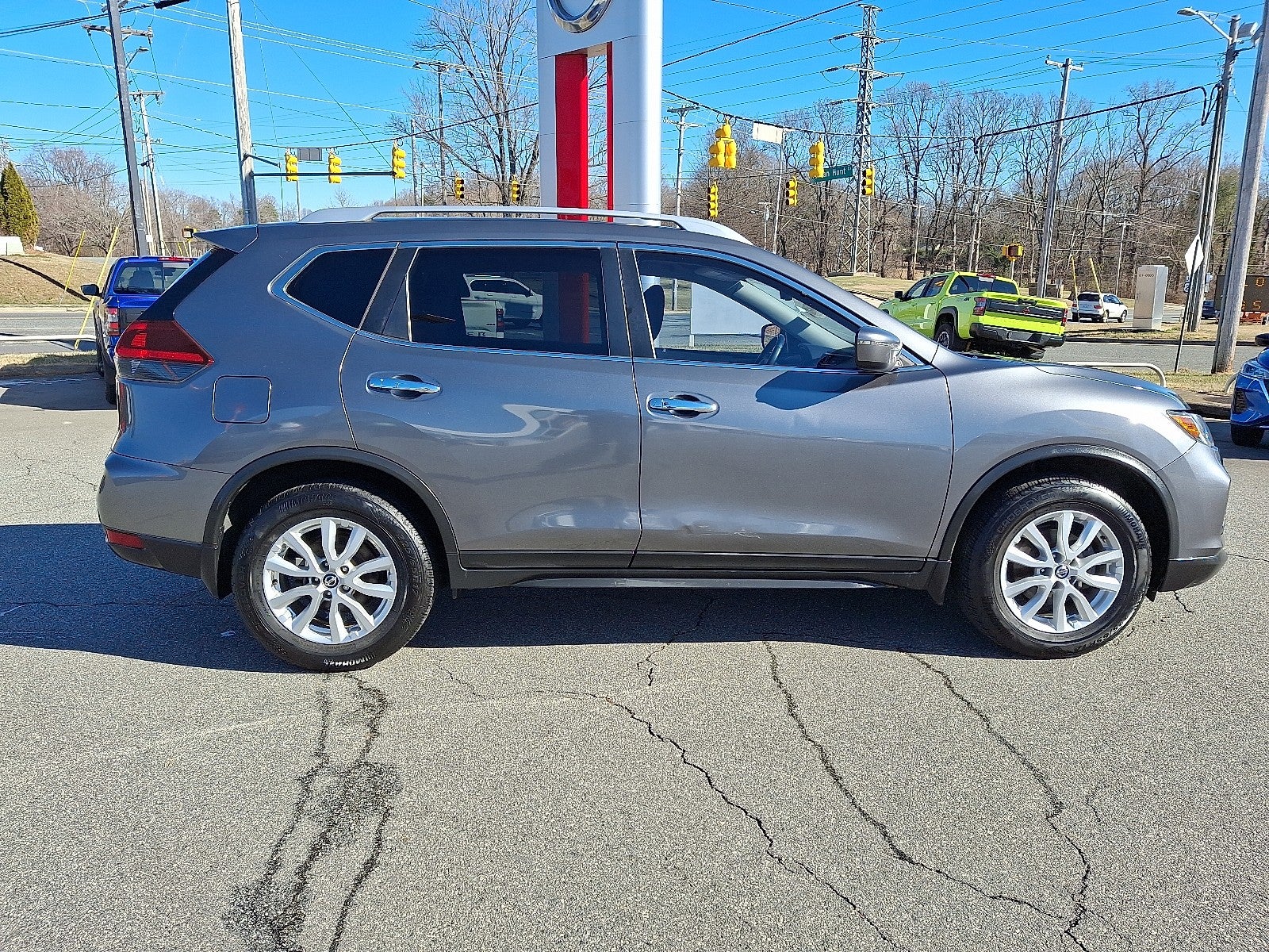 2019 Nissan Rogue SV
