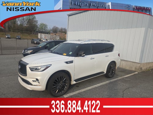 2023 INFINITI QX80 LUXE