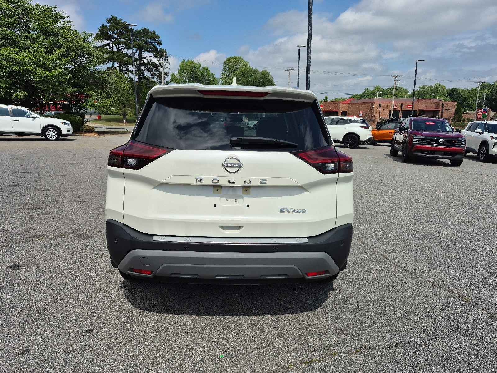2022 Nissan Rogue SV