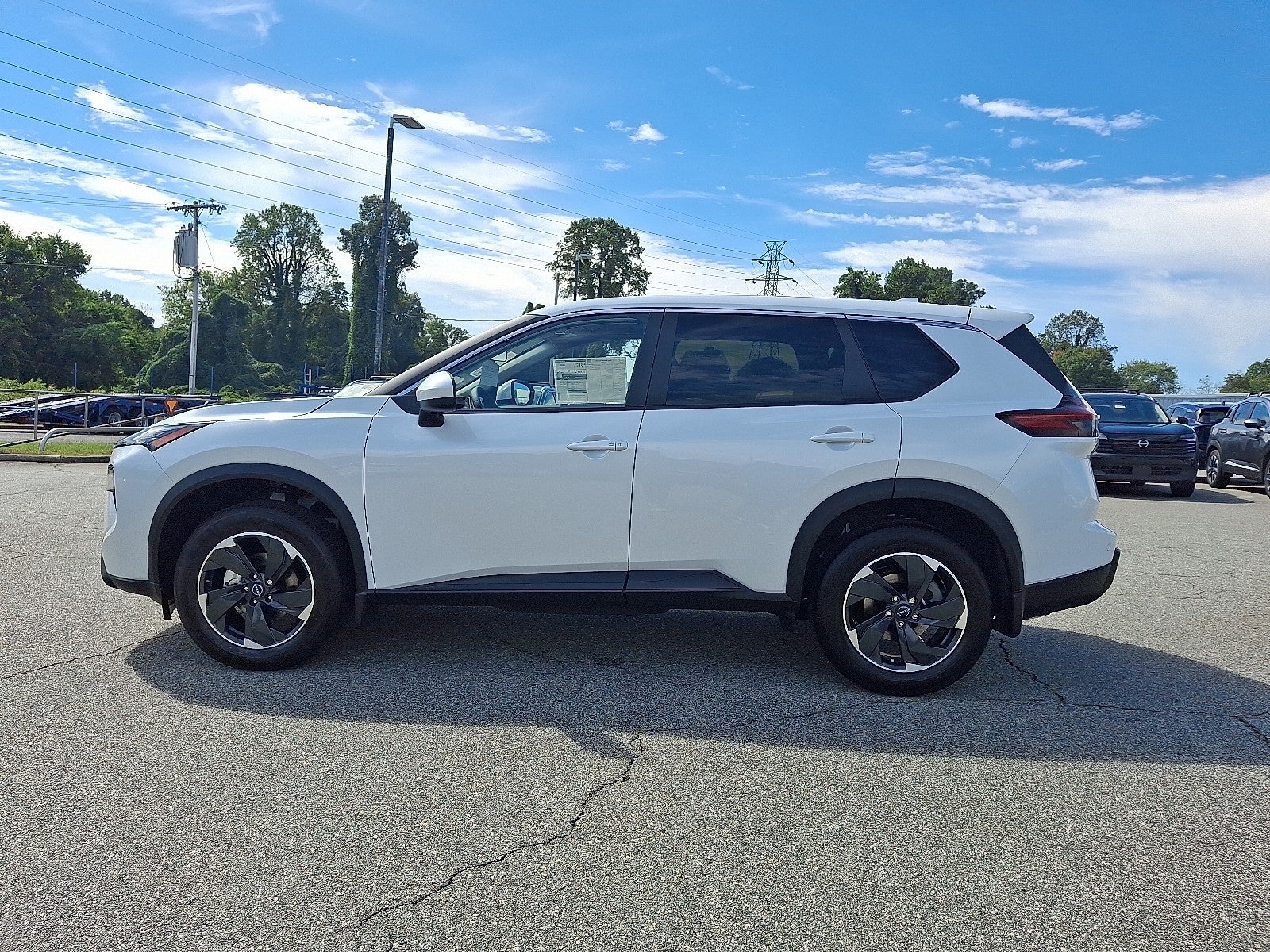 2026 Nissan Rogue SV