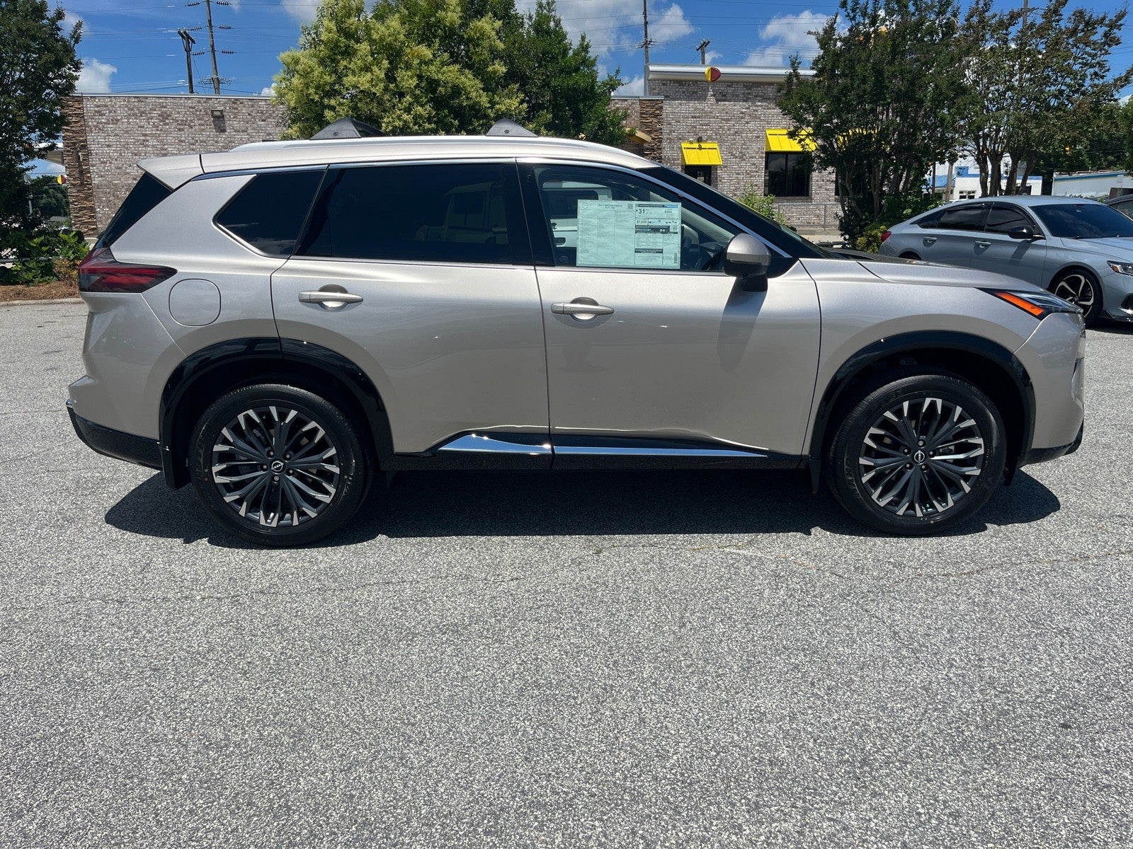 2026 Nissan Rogue Platinum