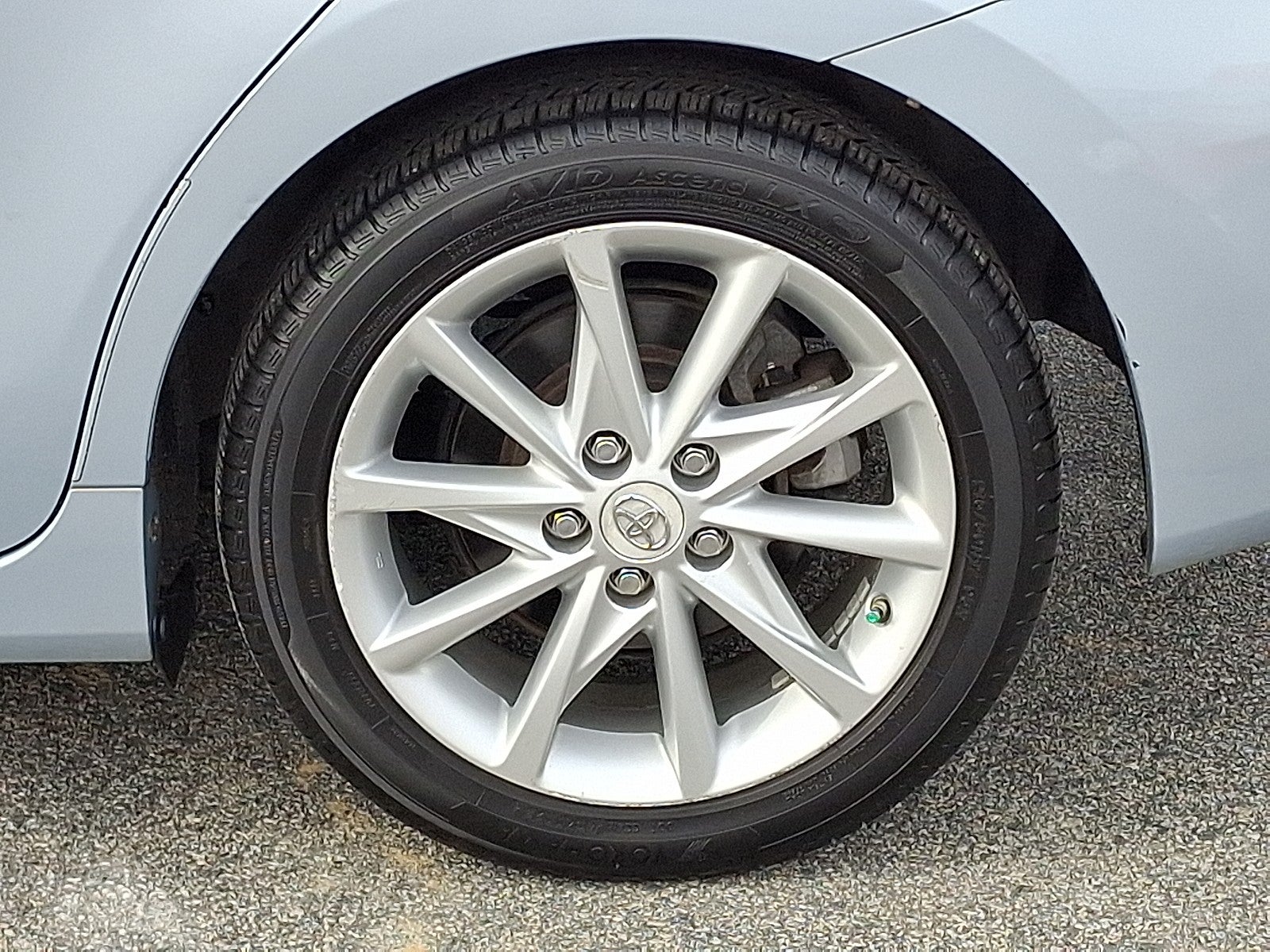 2012 Toyota Prius v Five