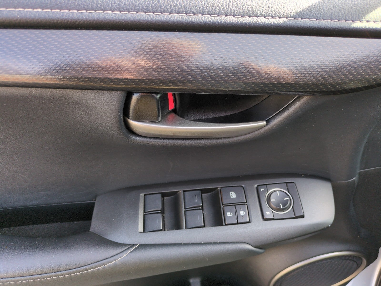 2015 Lexus NX 200t F Sport