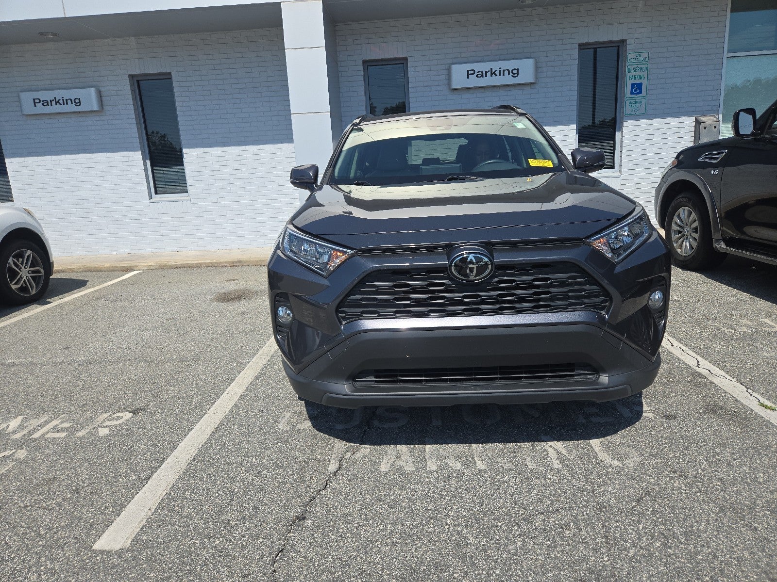 2019 Toyota RAV4 XLE Premium