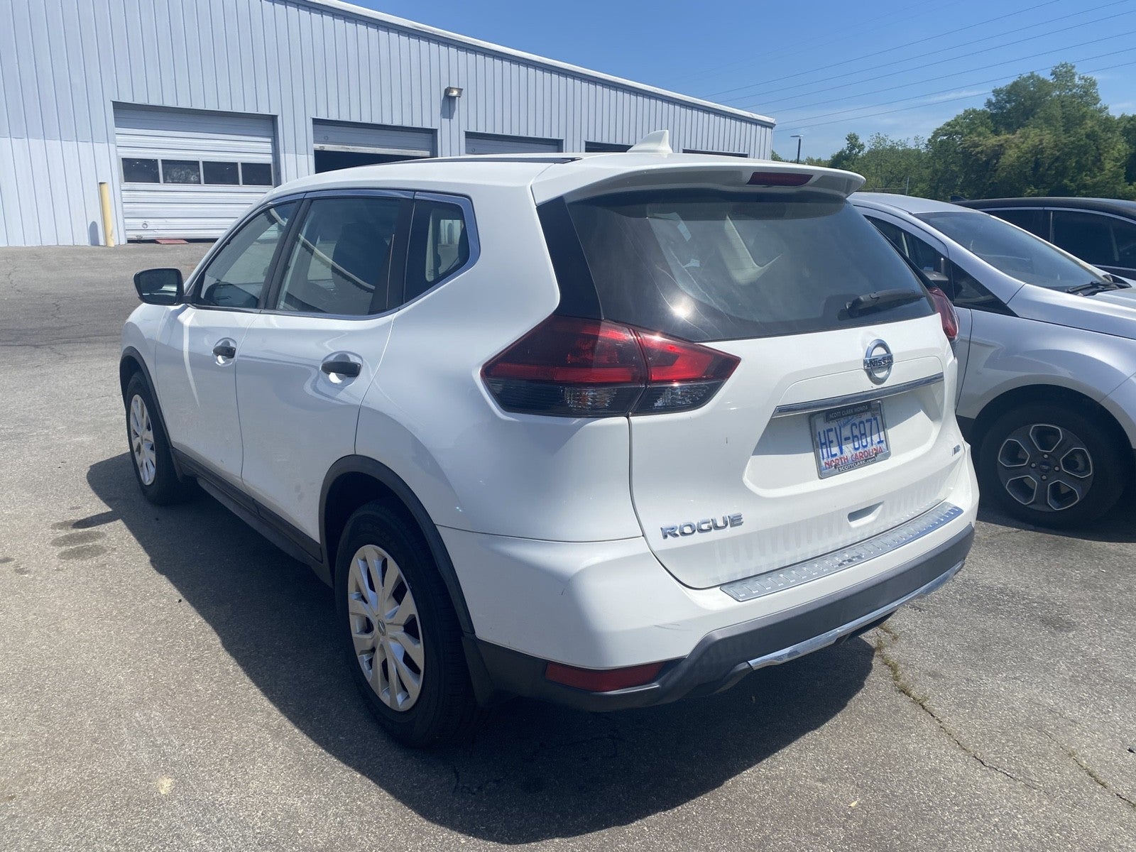 2020 Nissan Rogue S