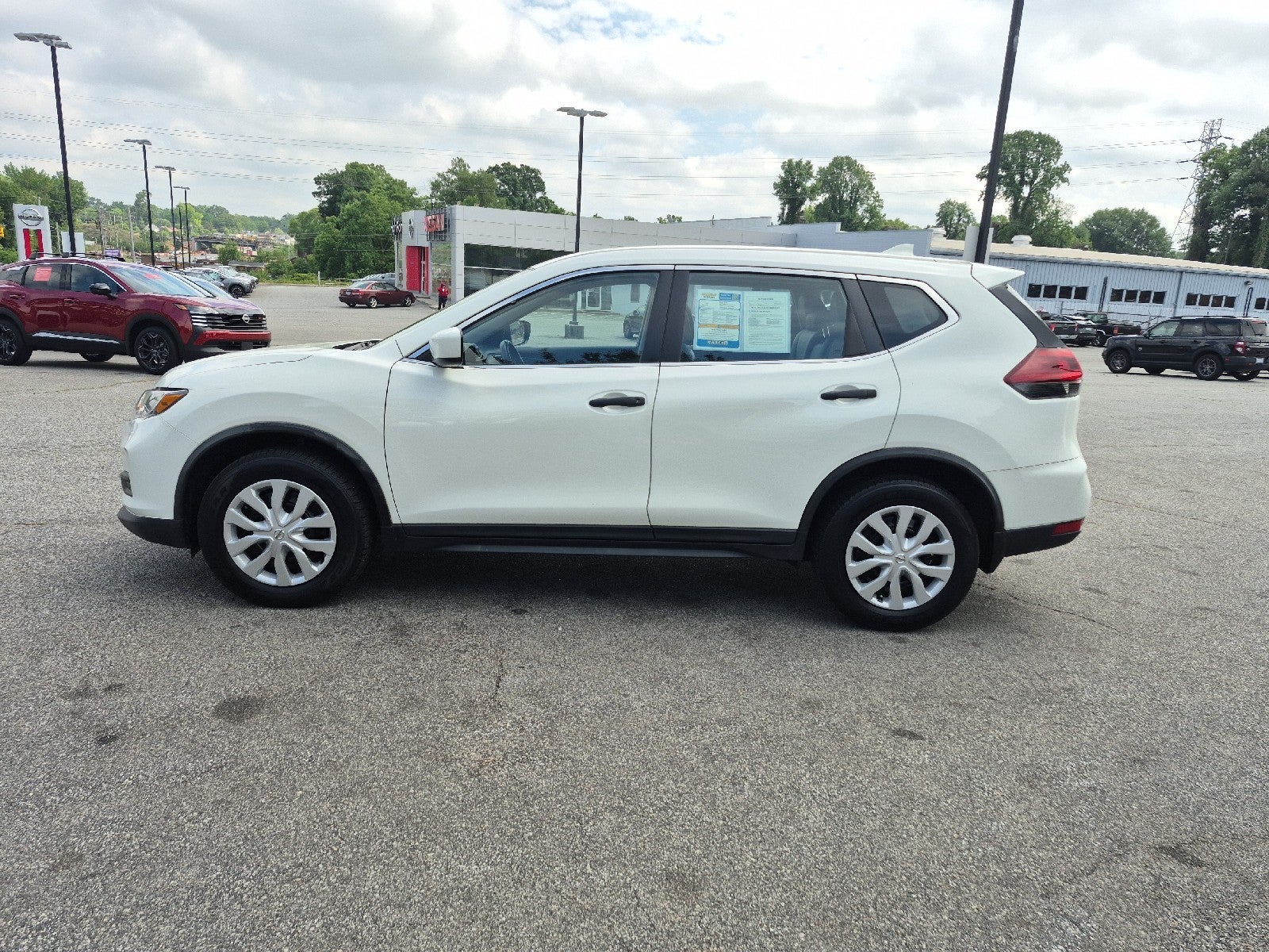 2020 Nissan Rogue S